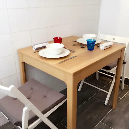 Apartament West Paris Standard Flat With Private Garden *